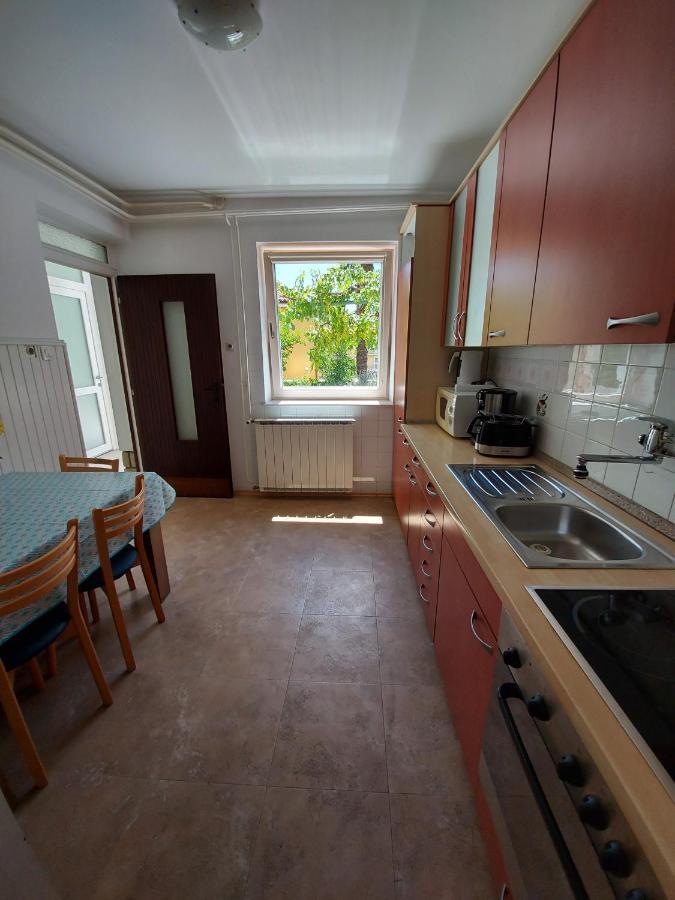 Apartment Lemut Portorož Buitenkant foto
