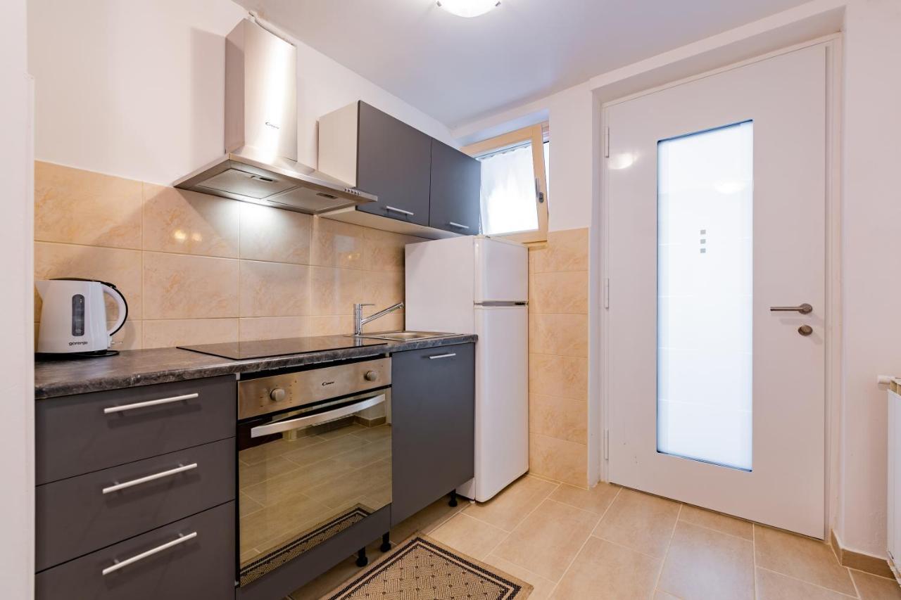 Apartment Lemut Portorož Buitenkant foto