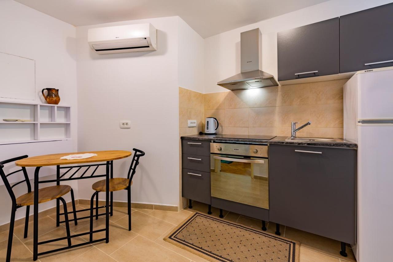 Apartment Lemut Portorož Buitenkant foto